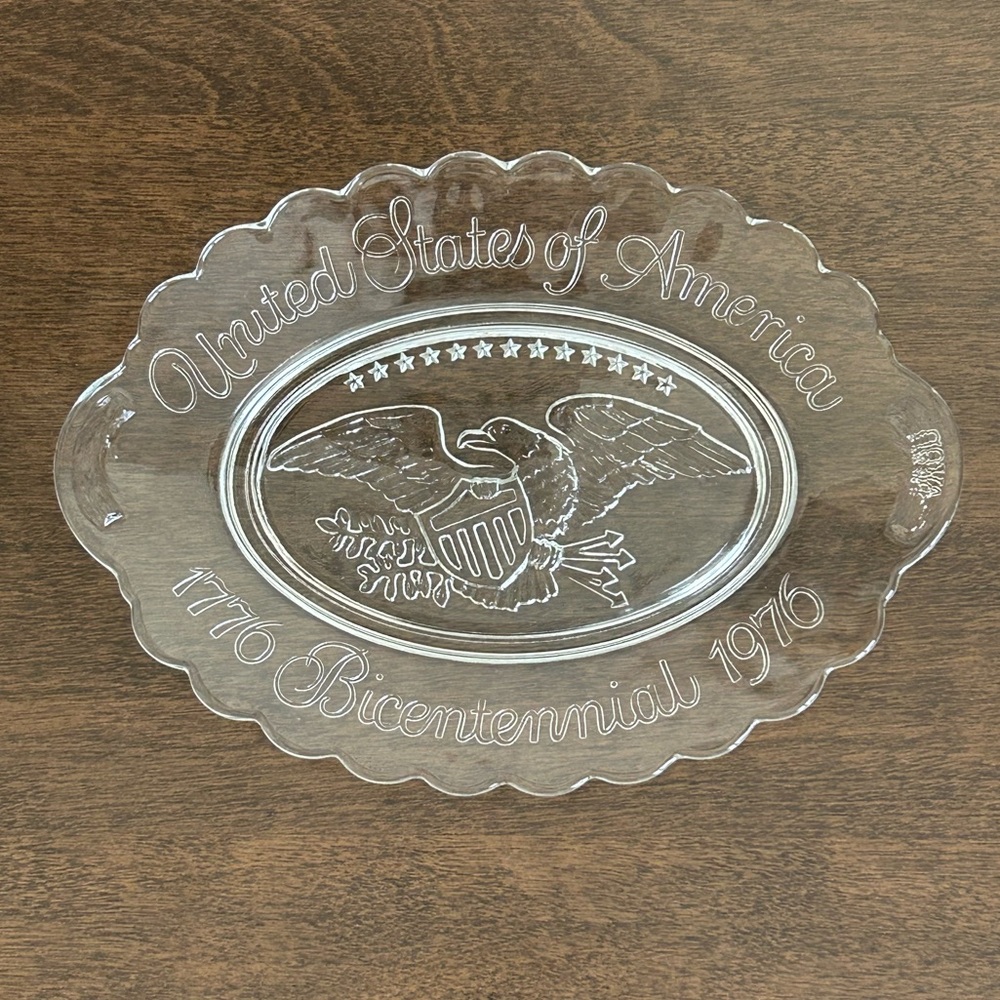 VINTAGE AVON 1776 BICENTENNIAL 1976 EAGLE GLASS PLATE